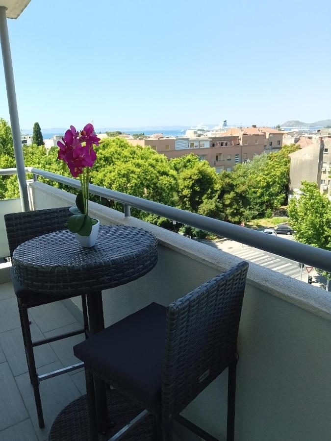 Downtown Luxury Apartment Emili سبليت المظهر الخارجي الصورة